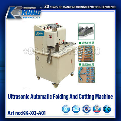 Ultraschall-automatische Klapp- und Schneidmaschine für die Schuhherstellung